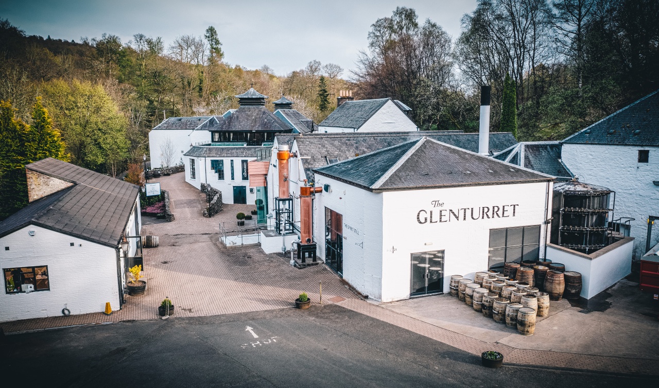 The Glenturret Distillery bei Crieff in den schottischen Highlands – historische Single Malt Whisky Brennerei
